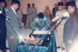 Pelantikan dan Penyumpahan Pejabat Eselon III dan IV Kab. Aceh Barat pada Tanggal 8 Januari 2004 (8)