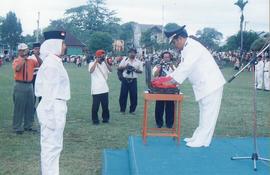 Upacara HUT RI ke 57 dilapangan Teuku Umar Meulaboh, tanggal; 17 Agustus 2004 (77)