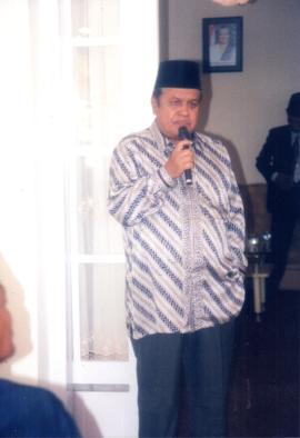 Upacara HUT RI ke 57 dilapangan Teuku Umar Meulaboh, tanggal; 17 Agustus 2004 (40)