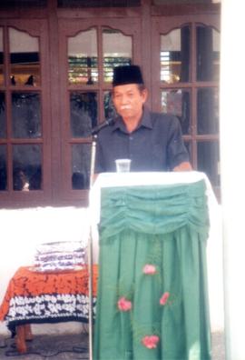 Upacara HUT RI ke 57 dilapangan Teuku Umar Meulaboh, tanggal; 17 Agustus 2004 (25)