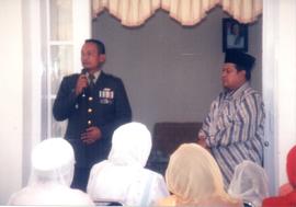 Upacara HUT RI ke 57 dilapangan Teuku Umar Meulaboh, tanggal; 17 Agustus 2004 (41)