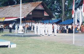 Upacara HUT RI ke 57 dilapangan Teuku Umar Meulaboh, tanggal; 17 Agustus 2004 (81)