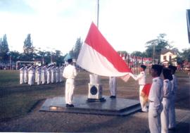 Upacara HUT RI ke 57 dilapangan Teuku Umar Meulaboh, tanggal; 17 Agustus 2004 (48)