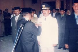 Pelantikan dan Penyumpahan Pejabat Eselon III dan IV Kab. Aceh Barat pada Tanggal 8 Januari 2004 (9)
