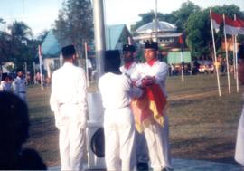Upacara HUT RI ke 57 dilapangan Teuku Umar Meulaboh, tanggal; 17 Agustus 2004 (49)