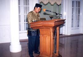 Malam Resepsi Kenegaraan yang dilangsungkan di Pendopo Aceh Barat, tanggal; 17 Agustus 2002 (4)